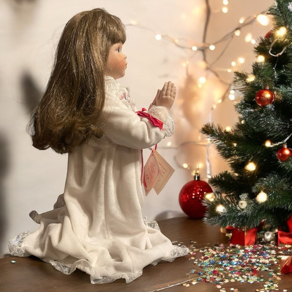 1991 Large Doll “A Christmas Prayer” By The Hamilton Collection